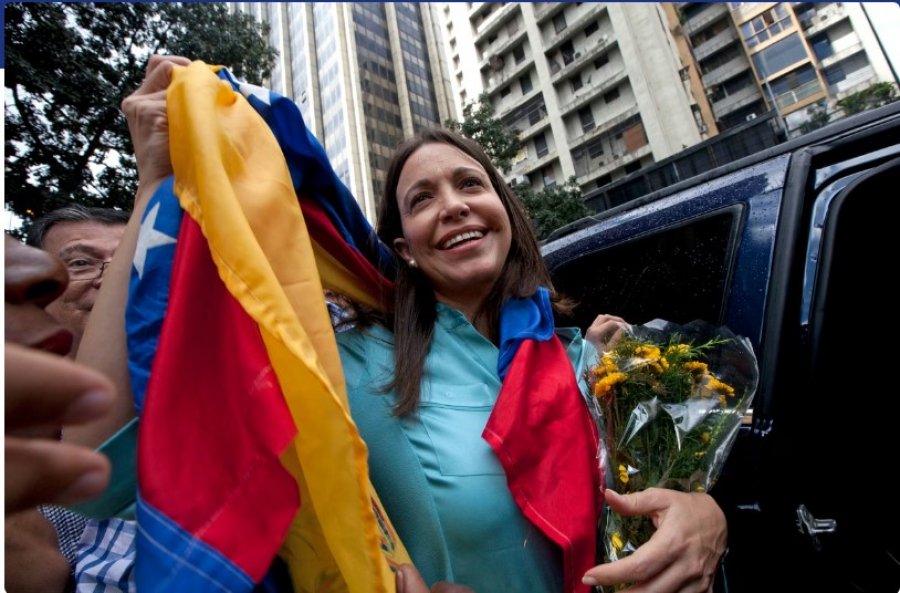 Venezuelianja María Corina Machado ia dedikon Çmimin Nobel Donald Trumpit