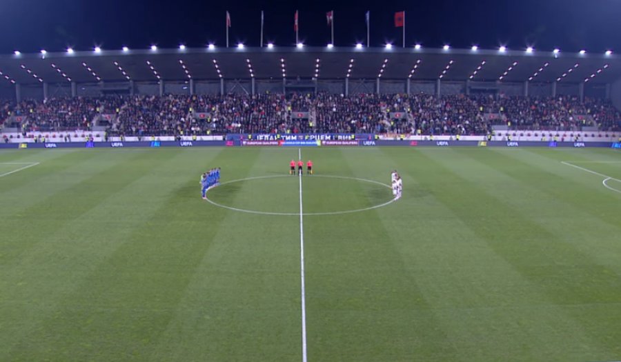 As 5 mijë, ja sa tifozë serbë janë në stadium