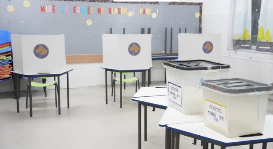Kosova zgjedh sot kryetarët e komunave, pjesëmarrja deri në 11;00 më e ulët se në 2021. S'raportohen parregullsi