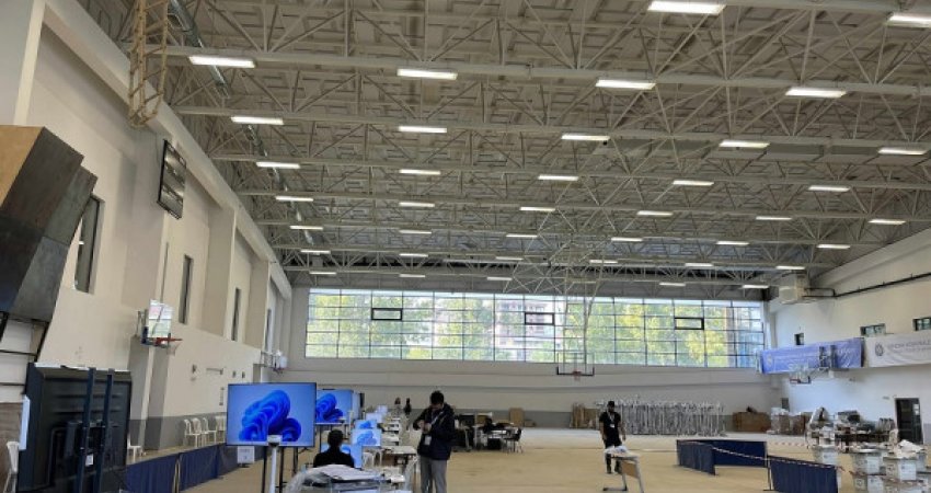 ​Nis numërimi i votave për kandidatë të asamblesë komunale në Mitrovicë të Jugut