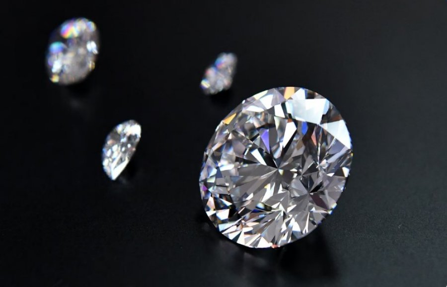 Zbulohet diamanti 340 karatësh në Rusi, një nga pesë më të mëdhenjtë në historinë moderne