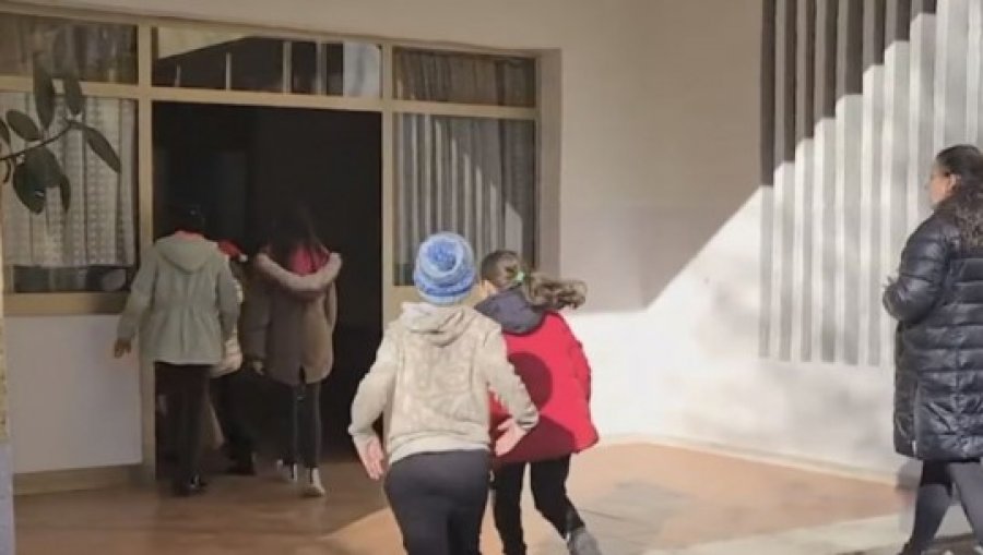Të dënuar nga shteti dhe në mëshirë të fatit! Në Shqipëri jeta e një jetimi vlen 9.900 lekë në muaj