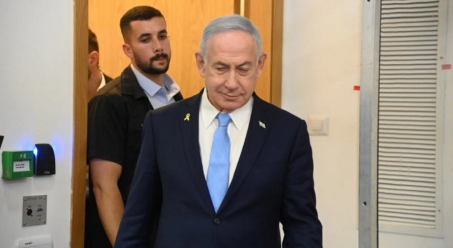 Netanyahu del në gjyq/ Kryeministri izraelit para drejtësisë, Trump kërkoi ta falnin