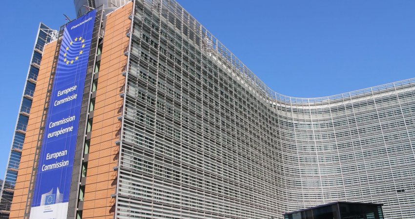 Gurakuç Kuçi pyet: Pse Bashkimi Evropian nuk i monitoroi zgjedhjet lokale në Kosovë?