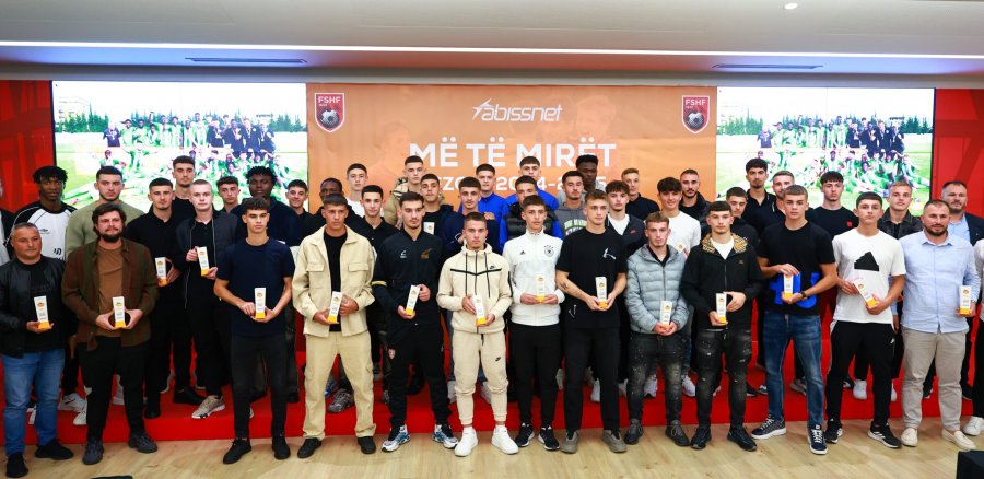Më të mirët 2024-2025 / Nderohen futbollistët dhe trajnerët më të spikatur në kampionatet e moshave