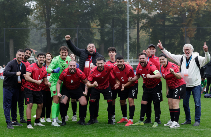 FSHF vijon angazhimin social përmes futbollit, ekipi i refugjatëve shqiptarë spikat në ‘Unity EURO Cup’
