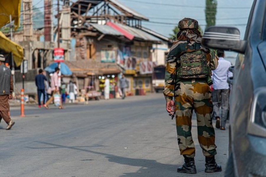 Zgjatet armëpushimin mes Afganistanit dhe Pakistanit, bisedimet fillojnë në Doha
