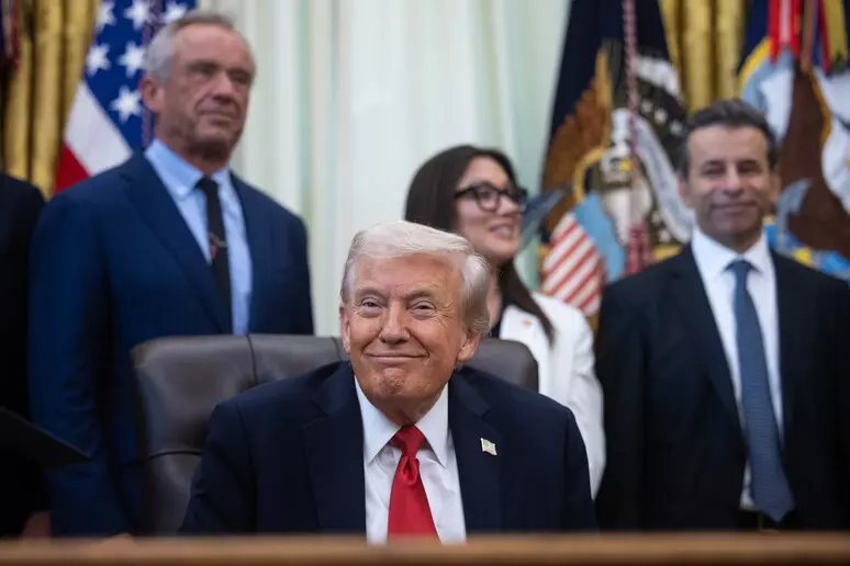 Trump sinjalizon lehtësim të qëndrimit ndaj tarifave të Kinës, përpara takimit me Xi