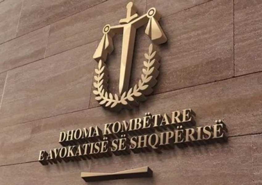 Arrestimi Barjamit/ Dhoma e Avokatisë: Ngjarje e paprecedentë, një avokati i hiqet liria për shkak të fjalës së lirë