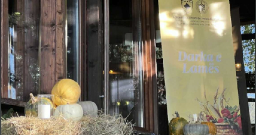 Presidentja Osmani e organizon sonte Darkën e Lamës