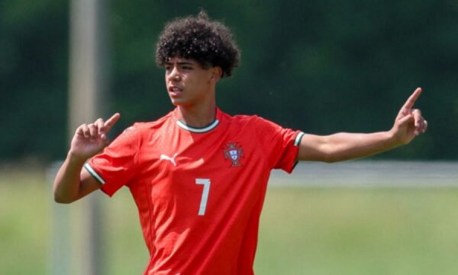 Djali i Cristiano Ronaldos ftohet nga Portugalia U-16