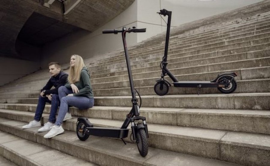 Ndalohet përdorimi i skuterëve elektrikë në Pragë nga muaji janari 2026