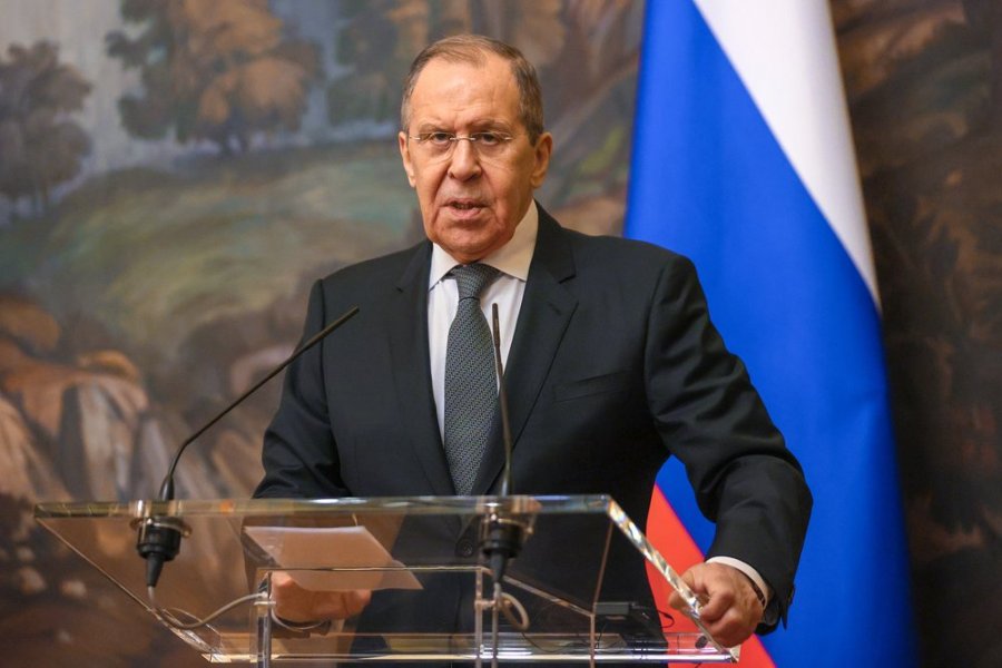 Polonia s’dha garanci për sigurinë e avionit të Putinit, Lavrov: Të gatshëm të kryejnë sulme terroriste!