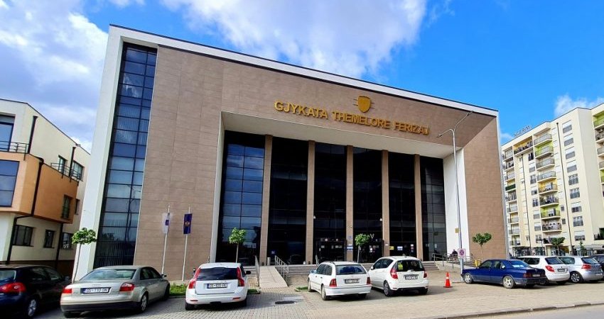 Paraburgim ndaj të miturit, dyshohet për kontrabandim me migrant