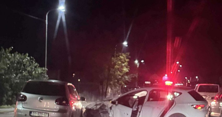 Aksident i rëndë trafiku në mes të tri veturave në rrugën Drenas–Komoran