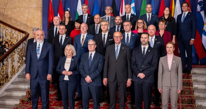 Publikohet fotoja familjare nga Samiti i Procesit të Berlinit në Londër