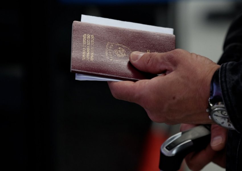 Britania sanksionon rrjetin kosovar që e akuzon për falsifikim dokumentesh për banda kriminale