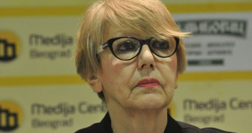 “Dy karriget” i lëvizin Vuçiqit – Sonja Biserko paralajmëron fundin e lojës mes Rusisë e BE-së