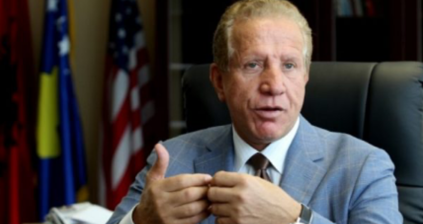 Behgjet Pacolli jep dorëheqje si Kryetar i AKR’së