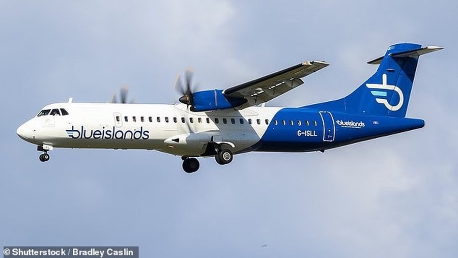 Fiket motori i avionit në 4 mijë metra lartësi, dramë në ajër