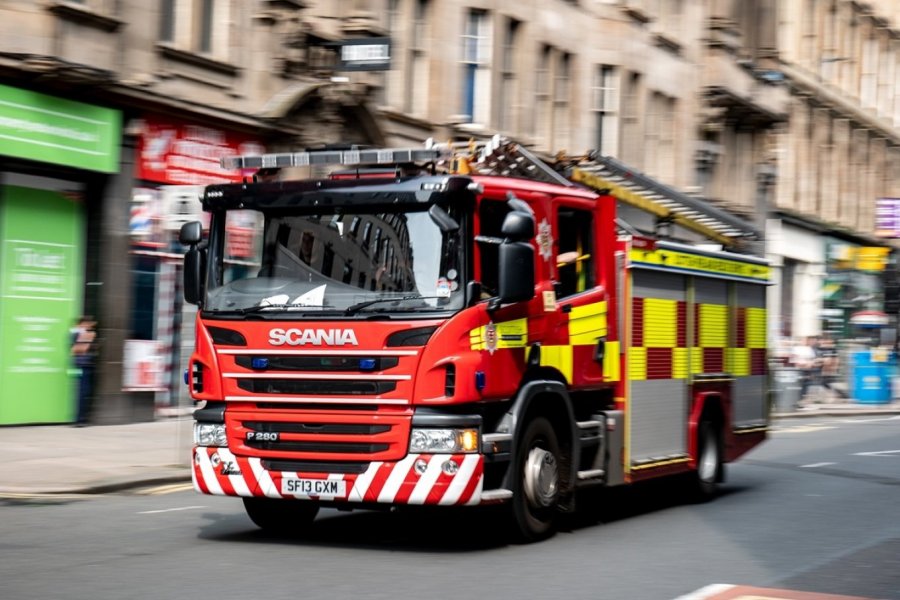 Zjarr në një shtëpi në Glasgow, 2 të vdekur dhe 5 të lënduar