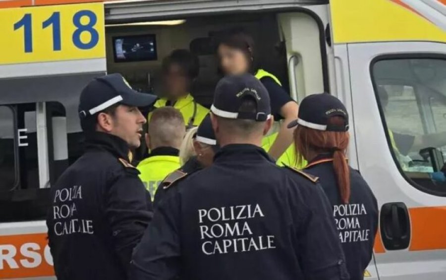 Udhëtimi kthehet në tragjedi/ Bie nga muri i Panteonit në Romë, vdes turisti japonez