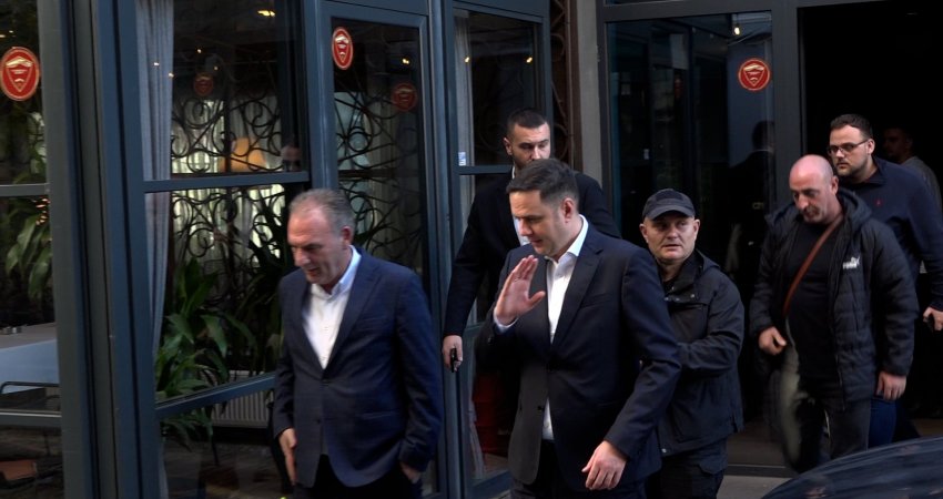 Takohen Abdixhiku dhe Limaj, çka biseduan?