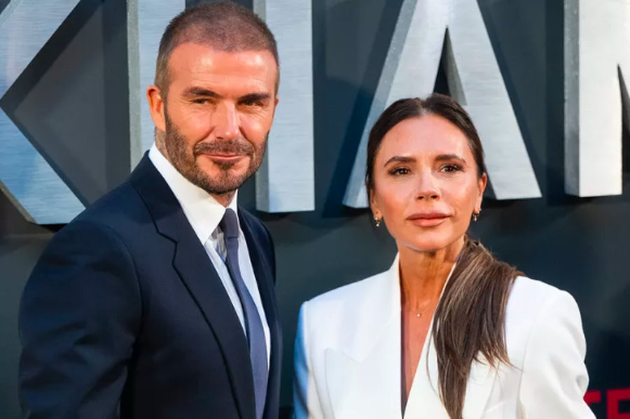 E varfër apo e pasur? Victoria tregon të vërtetën pas momentit viral me David Beckham