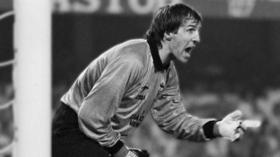 Futbolli spanjoll në zi, ndahet nga jeta ish-portieri i Real Madridit