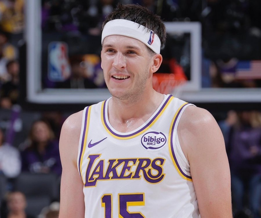 NBA/ Lakers fiton edhe pa LeBron e Donçiç