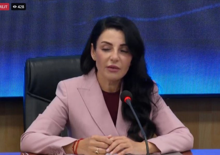 Balluku prezanton Liburn Aliun, Rama e censuron ceremoninë nga faqja e tij