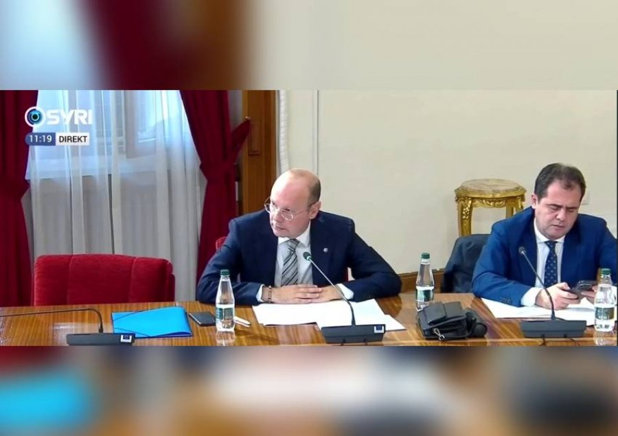 Kandidatët për Komisionin Rregullator përballen me pyetje mbi pavarësinë, efikasitetin dhe përplasjet politike