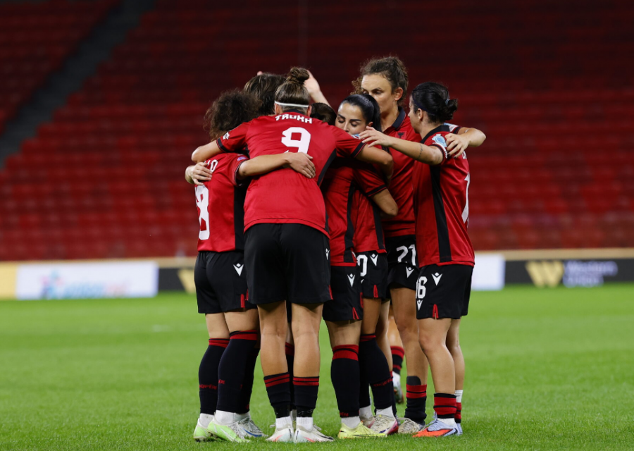 Shqipëria fiton 3-0 ndaj Qipros dhe siguron qëndrimin në Ligën B