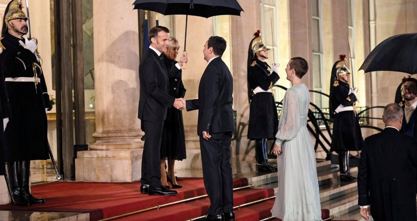 Nga Prishtina në Paris: Kurti i ftuar special i Macron në darkën e liderëve botërorë
