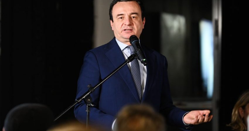 Kurti përfaqëson sot Kosovën, në Forumin e Paqes në Paris