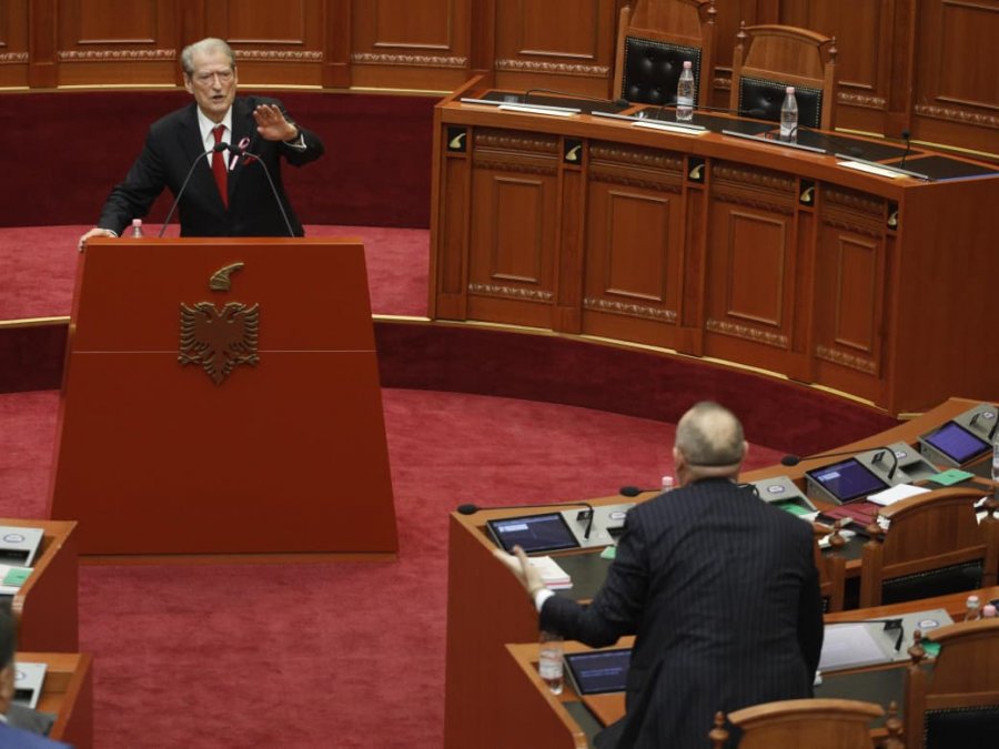 Berisha: Gjykata amerikane ka vendosur të gjithë qeverinë shqiptare nën përgjim të plotë