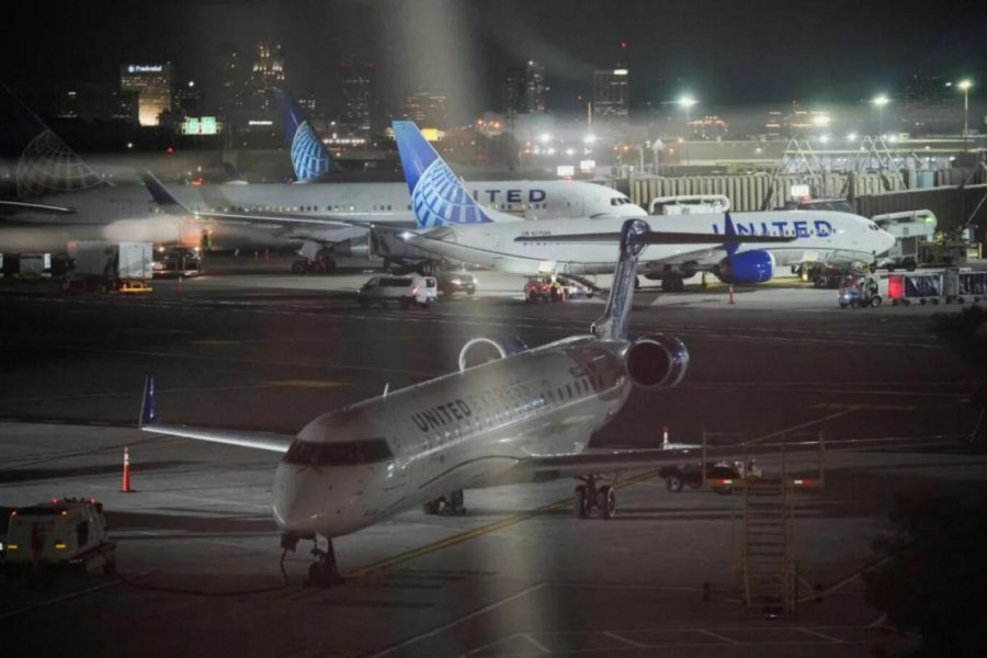  Kaos në aeroportet amerikane, mungesa e kontrollorëve ajrorë paralizon fluturimet