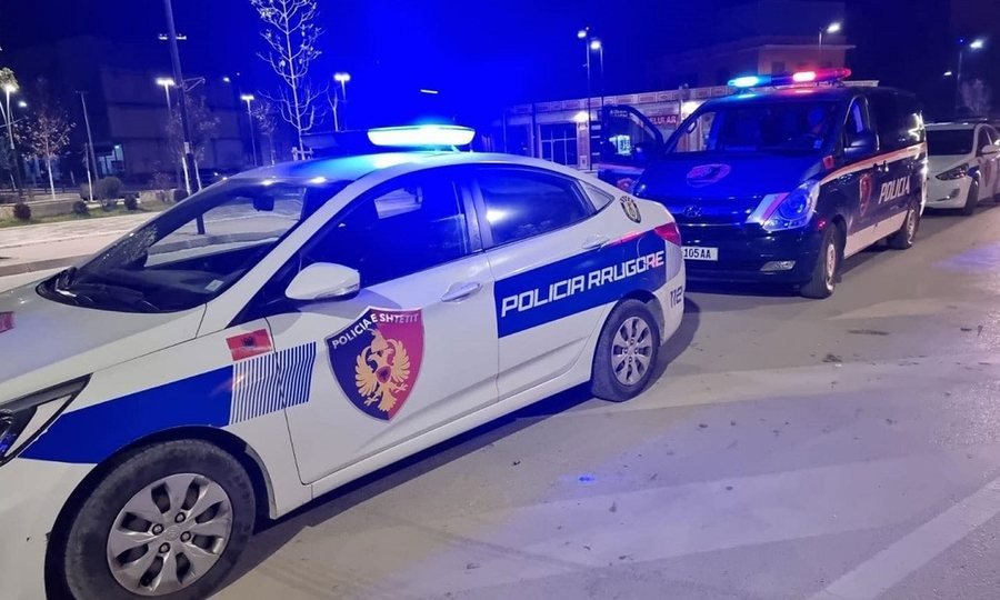 Dhunohet në Durrës turisti austriak, policia procedon dy 17-vjeçarë
