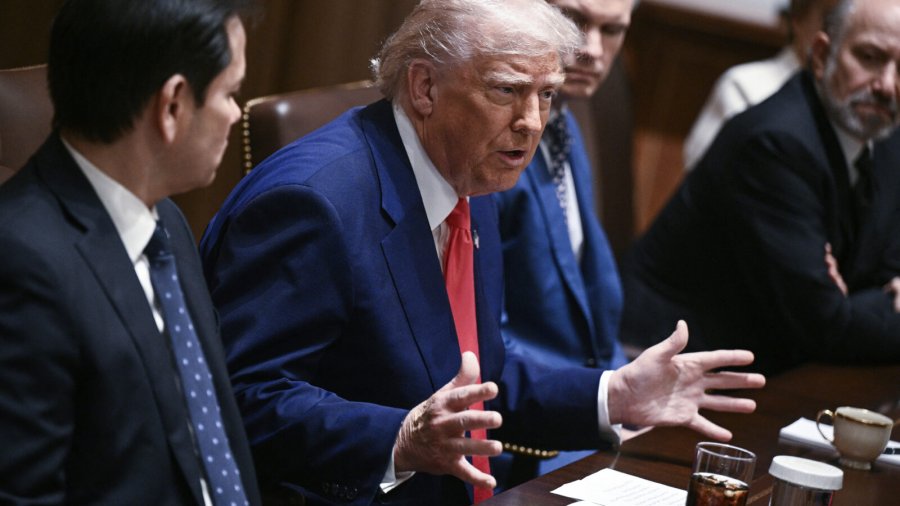 Trump kërkon nga kompanitë farmaceutike të justifikojnë suksesin e ilaçeve të Covid-19: Publikoni  rezultatet