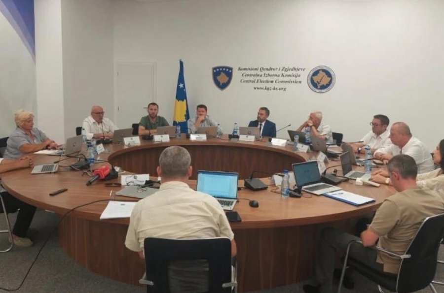 Lista Serbe dhe Demokracia Serbe certifikohen për zgjedhjet lokale, reagojnë anëtarët e VV-së