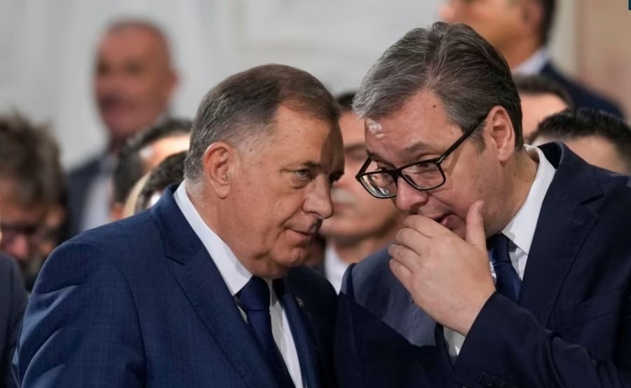 Dodik e Vuçiq përsëri kërkojnë 'shpëtim' në Moskë