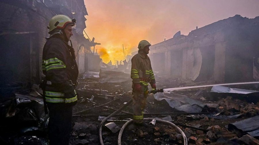 Rusia sulmon me dronë Ukrainën, një i vdekur dhe disa të plagosur