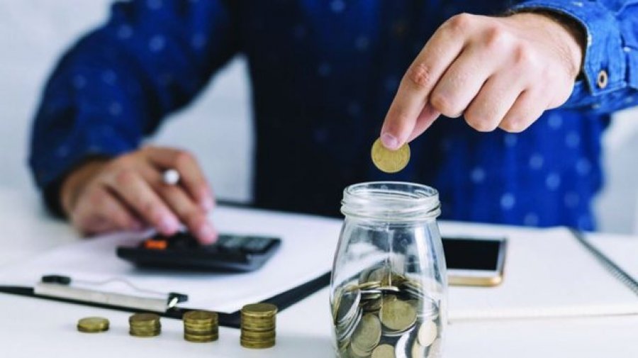 Më shumë se 48 mijë shqiptarë kontribuojnë për pension privat