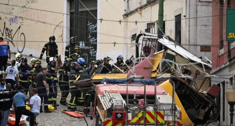 Zbulohen shkaqet e aksidentit me 15 viktima në Portugali