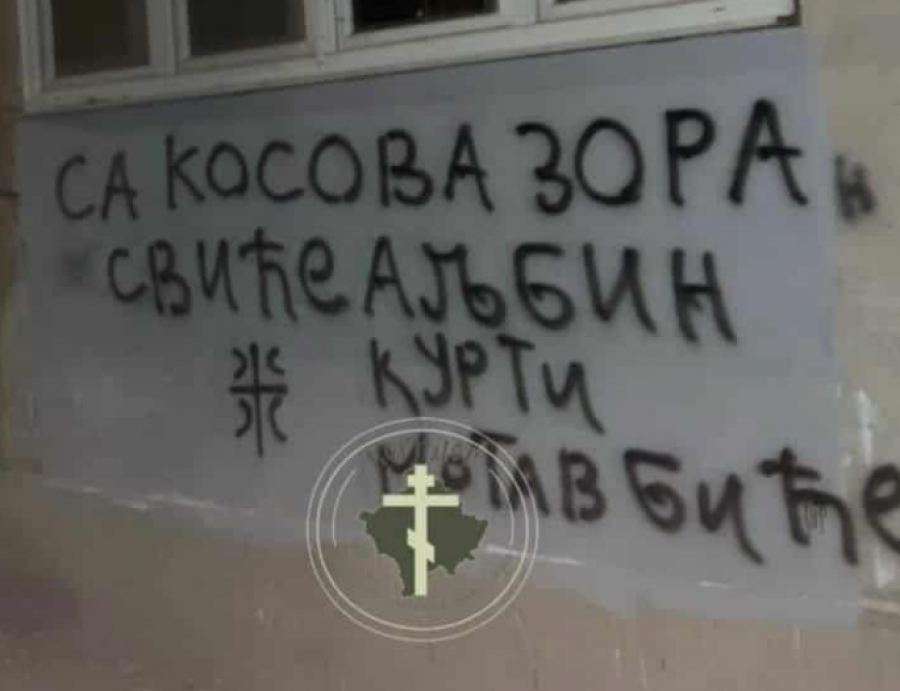 Grafitet kërcënuese ndaj Kurtit në veri, Policia ende nuk e di se kush janë autorët