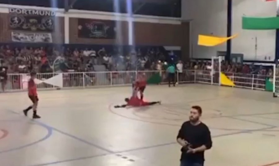 Tragjike/ Portieri pret penalltinë dhe në momentin e gëzimit ndërron jetë