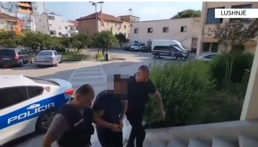 Vodhi telefonin dhe sendet personale të një shtetaseje, arrestohet 34-vjeçari në Lushnjë