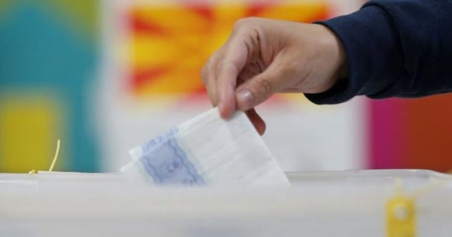 Fushata zgjedhore në Maqedoninë e Veriut mes akuzave dhe përgjimeve