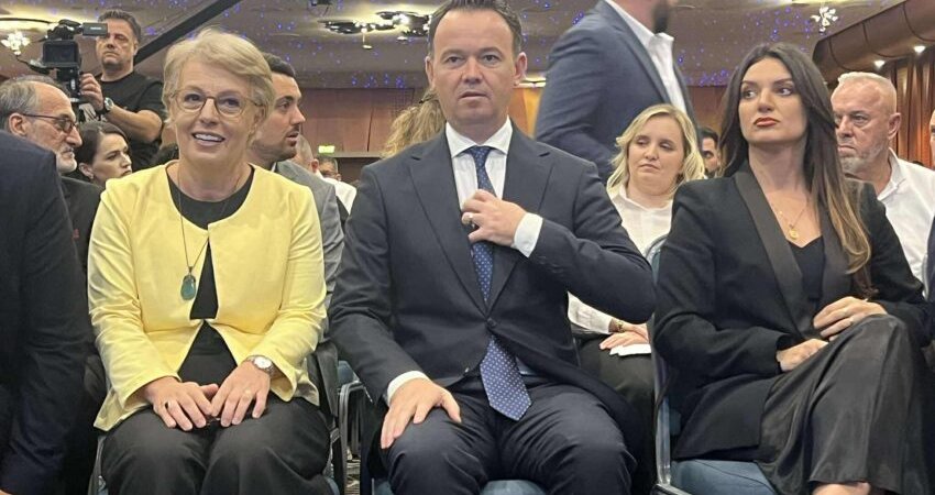 Gërvalla dhe Peci kritikojnë bllokadën institucionale