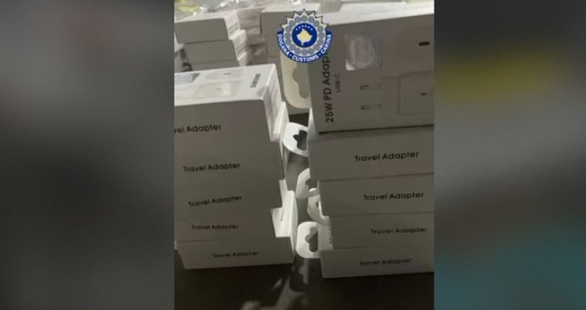 Dogana zbulon parandalon kontrabandën me mbushës të telefonave